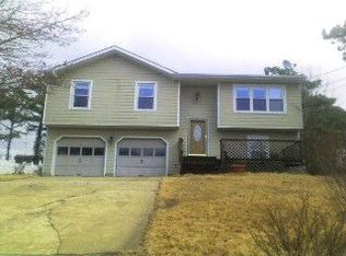 241 Schooner Rd, Manahawkin, NJ 08050