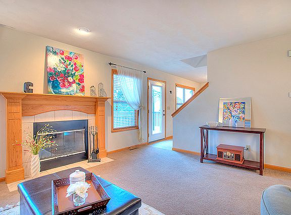 4th image of 12440 Meadow Dr