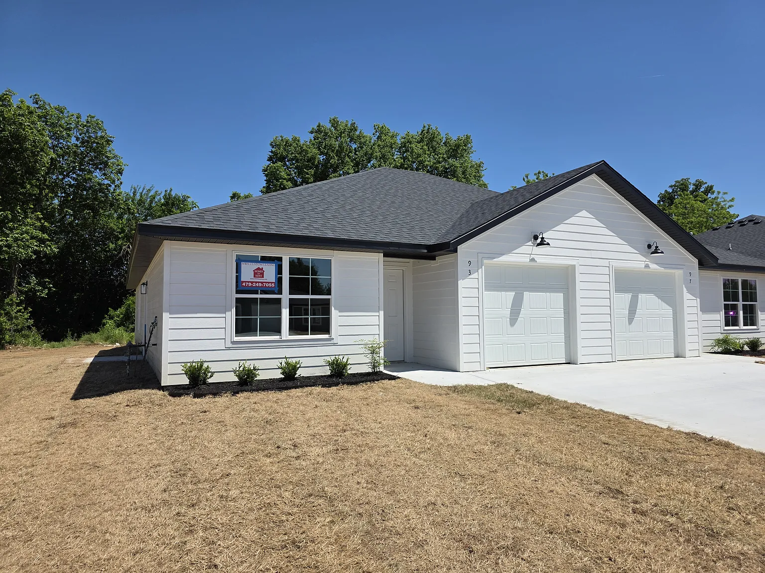 3 bed, 1256 sqft, $1,650 — Photo 3