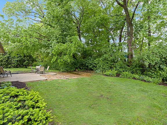 4th image of 5988 White Birch Dr