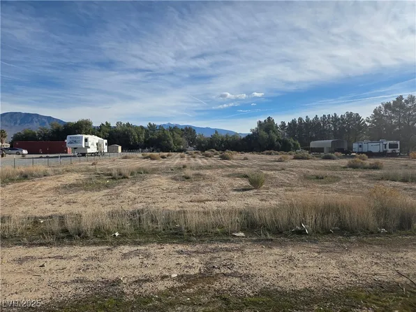 2331 N Linda St, Pahrump, NV 89060