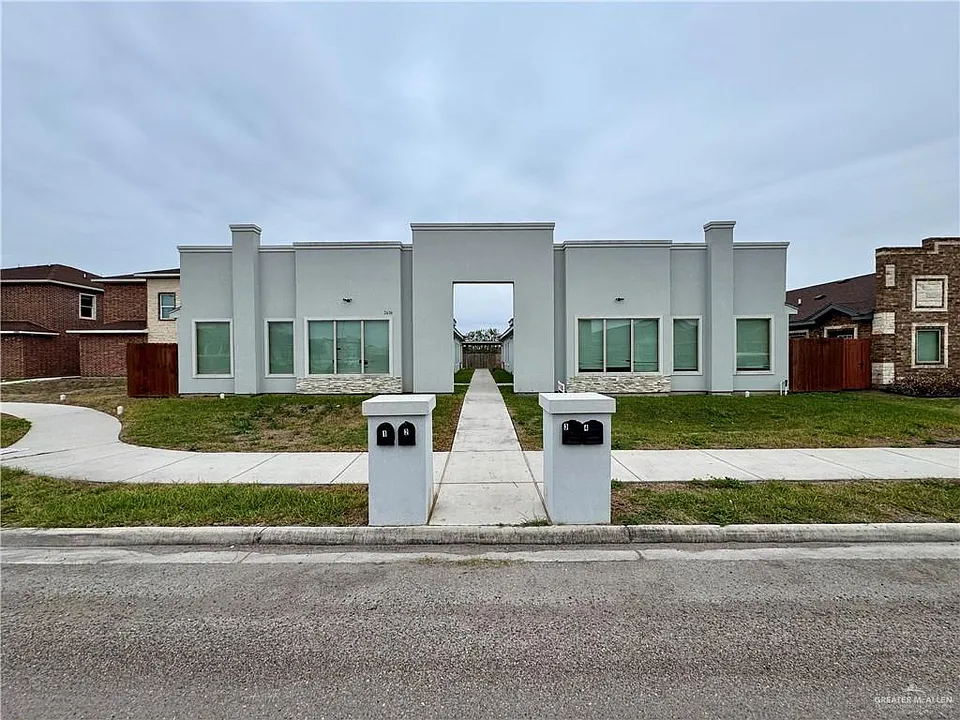 2606 Primrose Ave #3