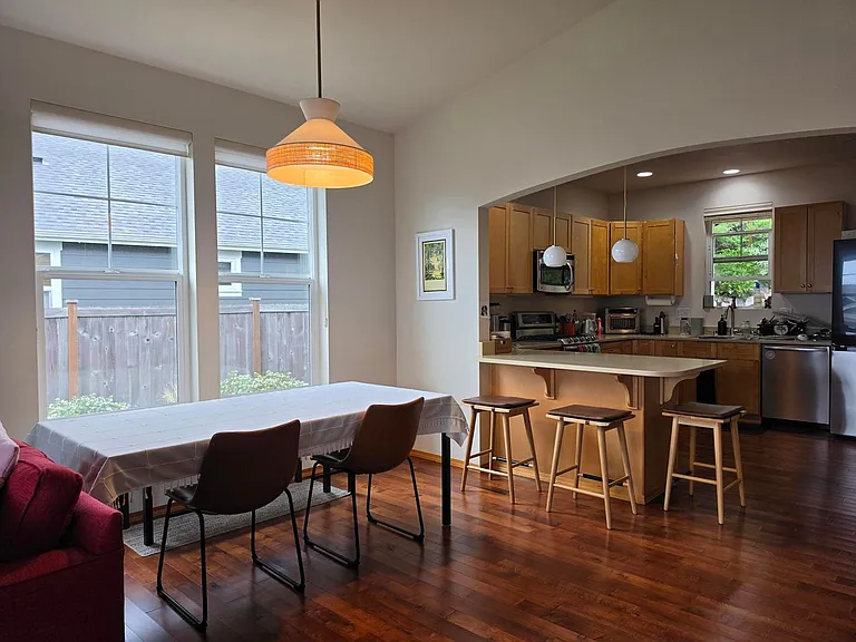 20256 Hillsong Pl NE — Photo 10