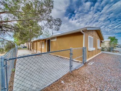 271 W Comstock Cir N, Pahrump, NV, 89048