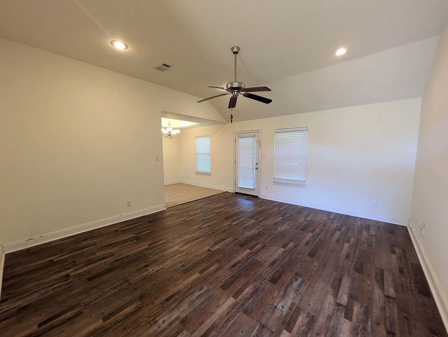 209 E. 2nd St., Port Neches, TX 77651 — Photo 4