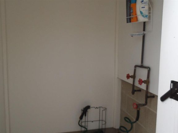 4th image of 3006 West Ave #C-2