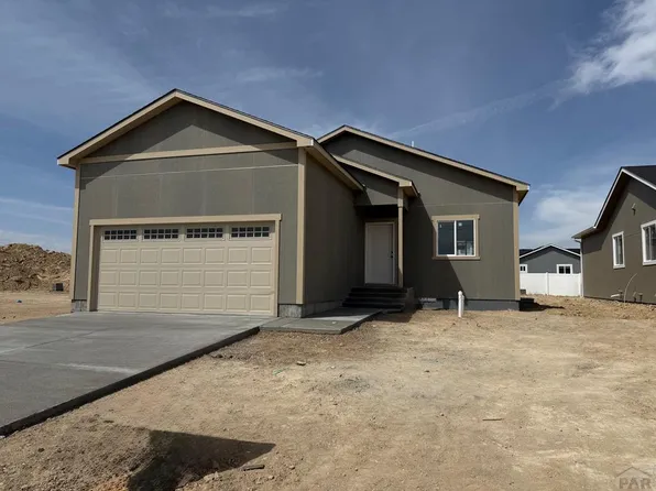 5209 Gannet Ln, Pueblo, CO 81008