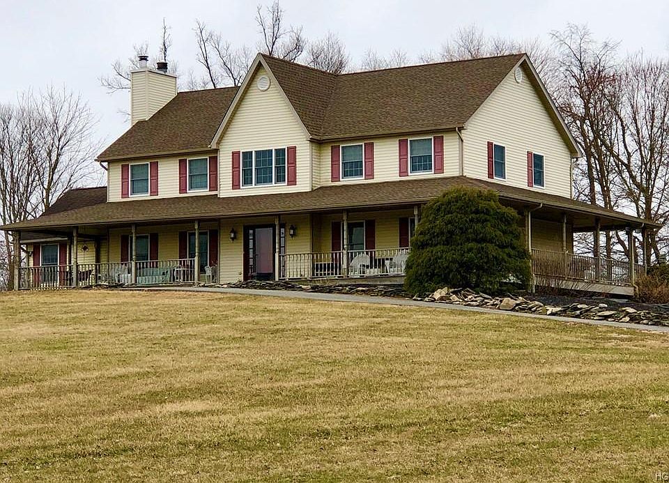 2nd image of 301 Hill Ave