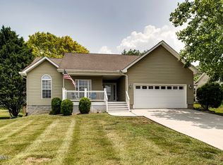 118 Cornerstone Cir, Clinton, TN 37716