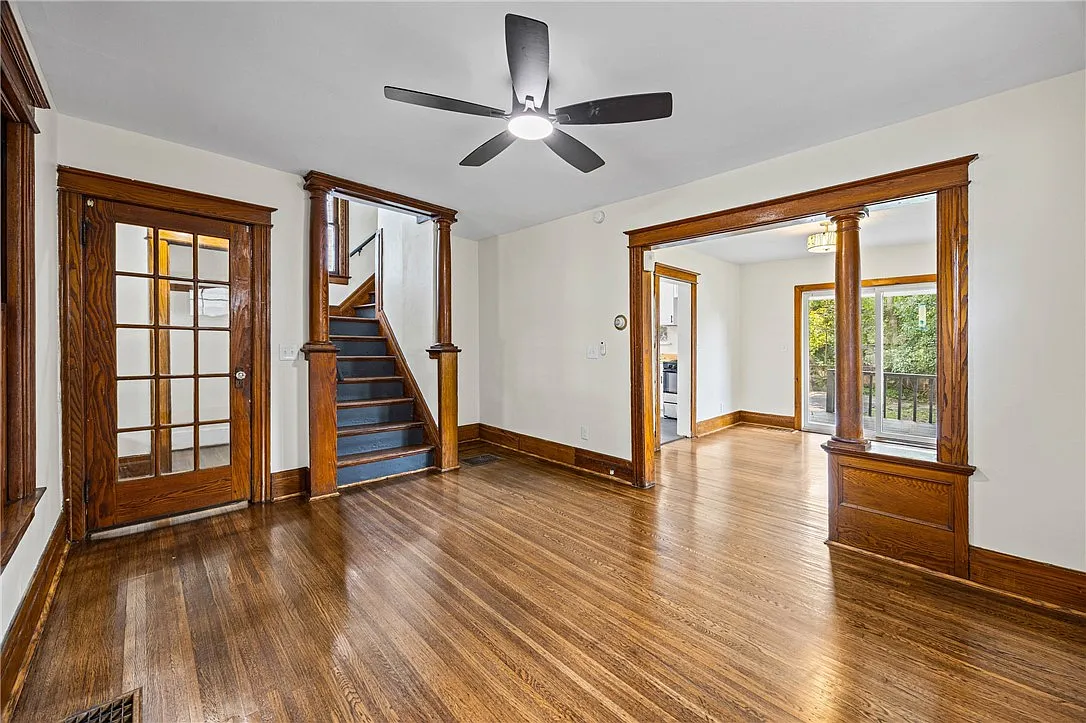 4 bed, 1.0 bath, 1493 sqft, $2,495 — Photo 4