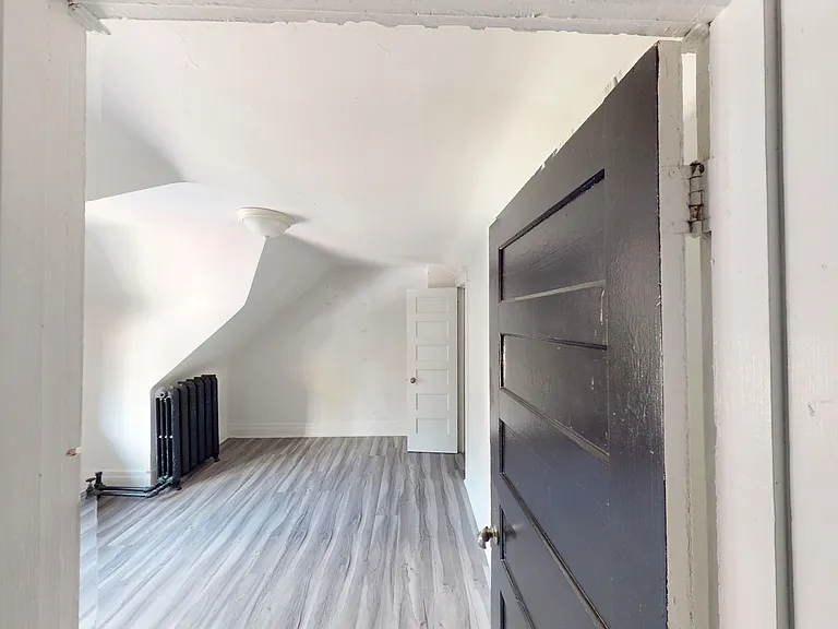 53 Hepbourne St #2 — Photo 26