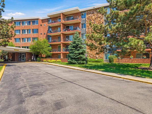 16 E Old Willow Rd APT 332S, Prospect Heights, IL 60070