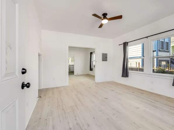 1629 Foothill Blvd, Oakland, CA