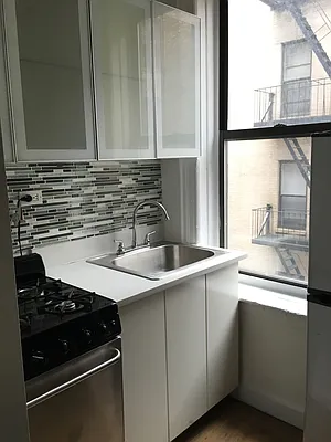 Rented by BHT Realty LLC | media 6