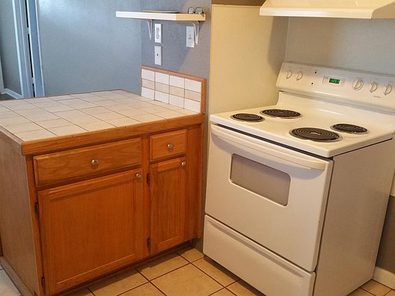 4th image of 1506 Lake Ave
