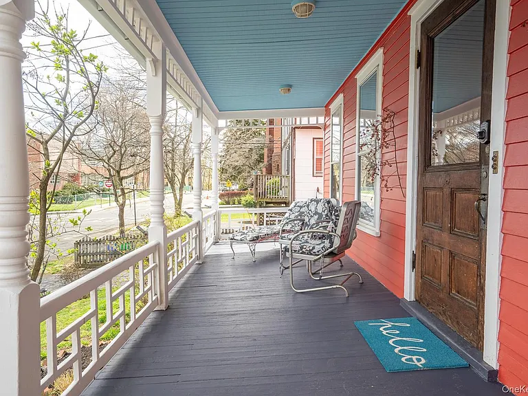 52 Jefferson St — Photo 2