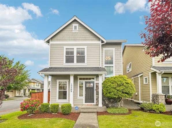 13309 94th Avenue Ct E, Puyallup, WA 98373