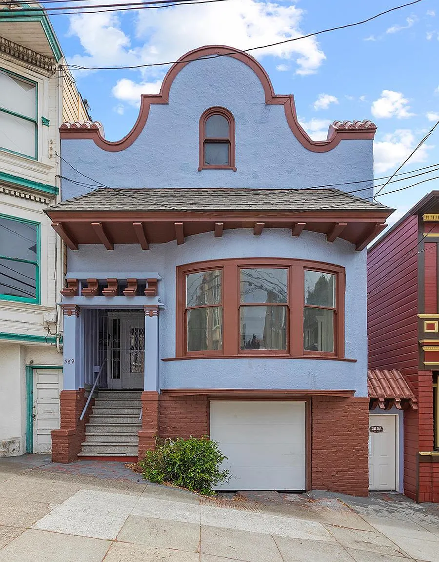 369 Frederick St - Photo 2