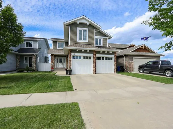112 S Eastpointe Dr, Blackfalds, AB T4M 0B1
