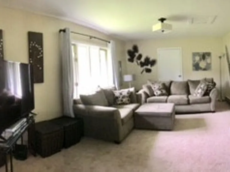 3541 N Valleyview Dr — Photo 9
