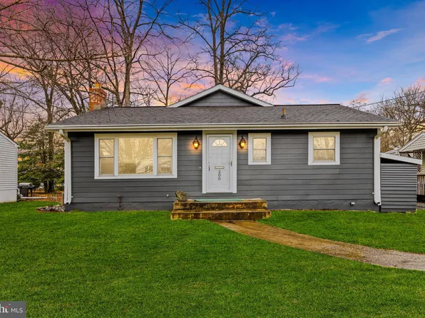 200 Dogwood Dr, Gaithersburg, MD 20877