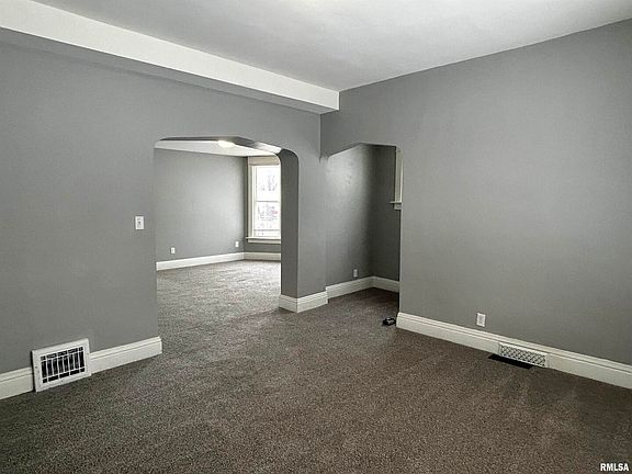 3rd image of 1416 W 14th St