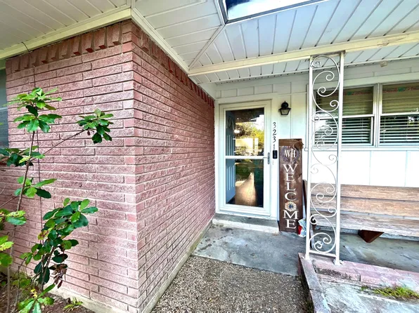 3231 Dearborn St, Shreveport, LA 71107