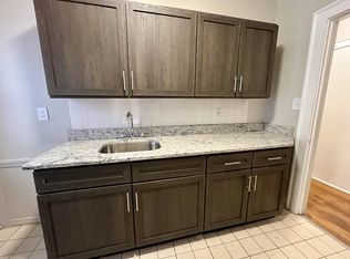 2540 Overlook Rd #8, Cleveland, OH 44106