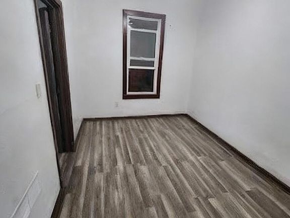2nd image of 3350 Maple St