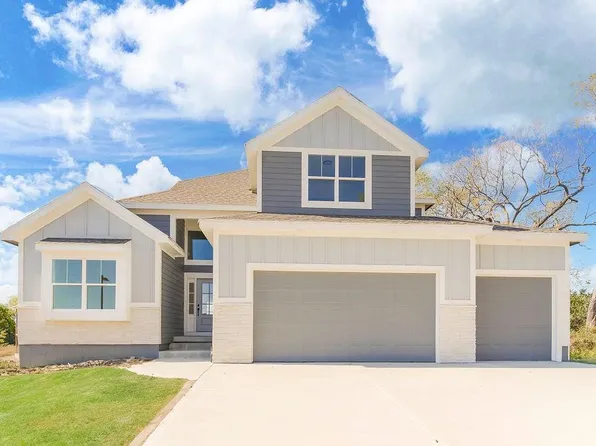 22518 W 87th Ter, Lenexa, KS 66227