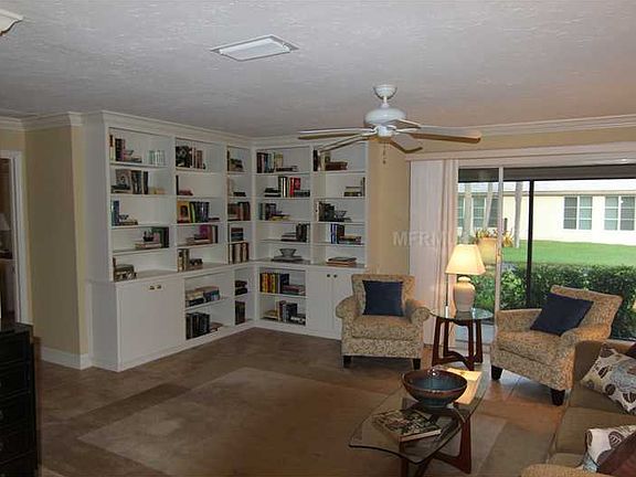 3rd image of 110 Whispering Sands Dr