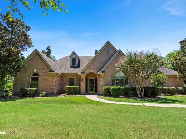 12605 Whispering Pines Dr, Olive Branch, MS 38654
