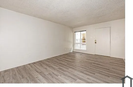 3620 West St #2 — Photo 6