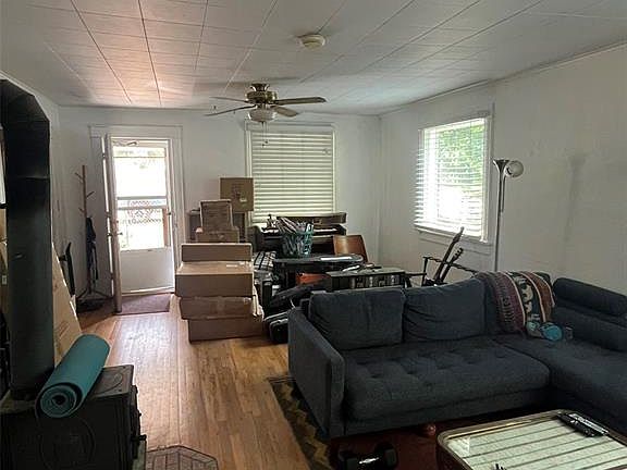 5th image of 811 Myrtle Ave