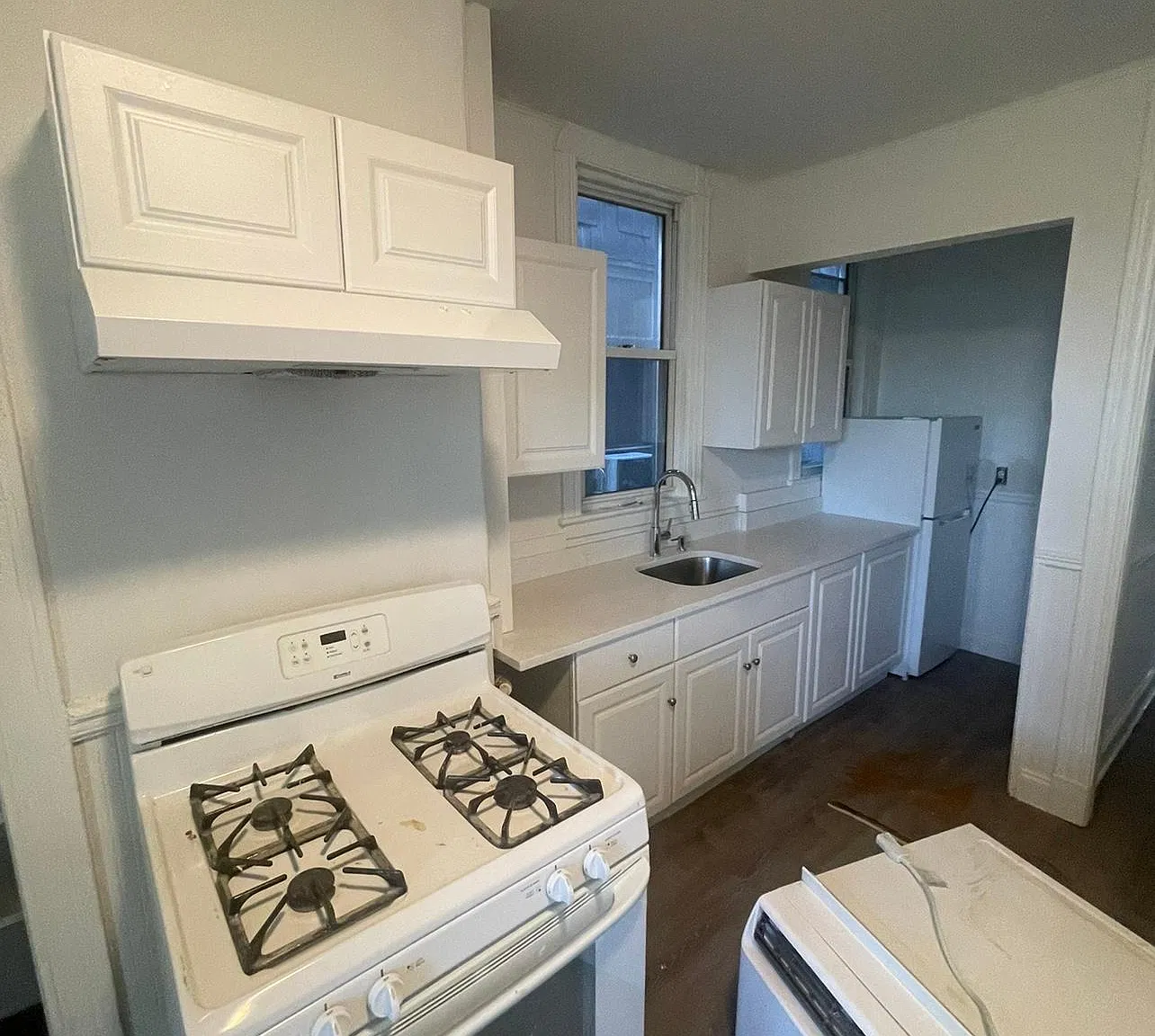 4 bed, 1137 sqft, $3,200 — Photo 1
