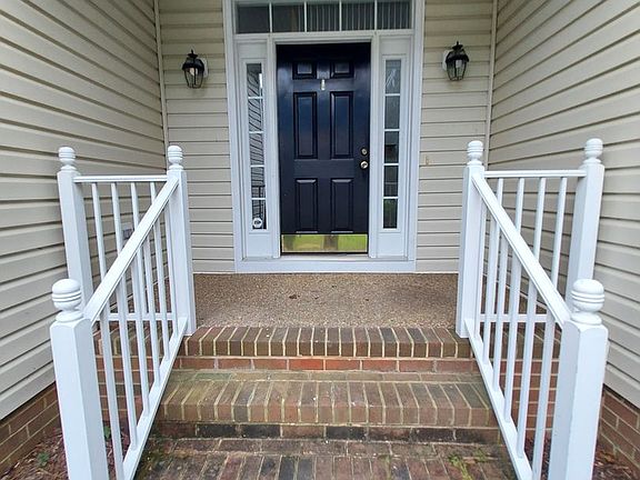 5th image of 11837 Club Ridge Dr