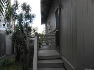 1311 Freeland Pl APT 3, Honolulu, HI 96813
