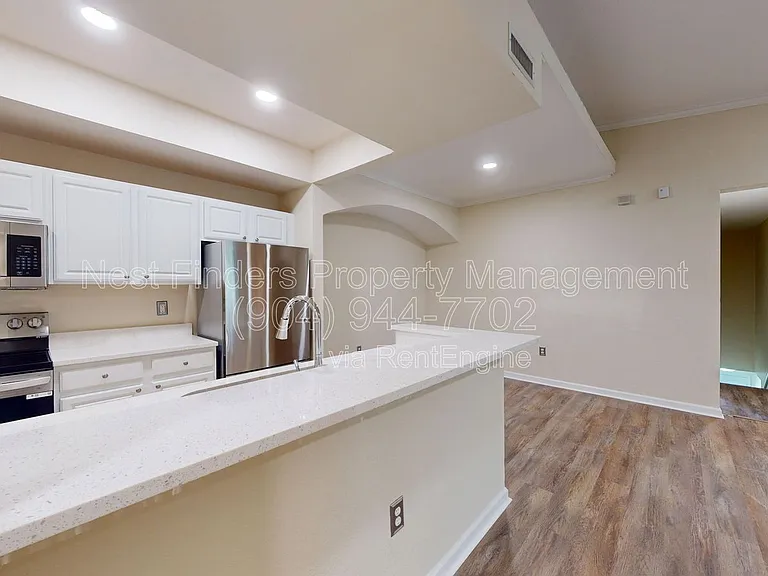 10075 Gate Pkwy N #1013 — Photo 16