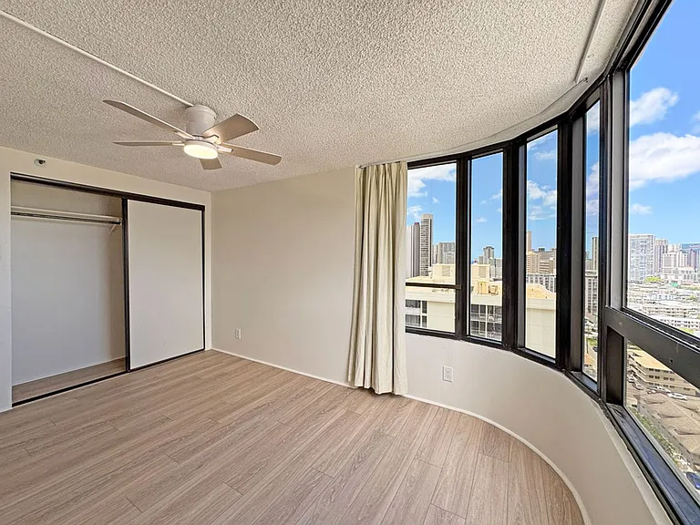 2724 Kahoaloha Ln #2007 — Photo 18