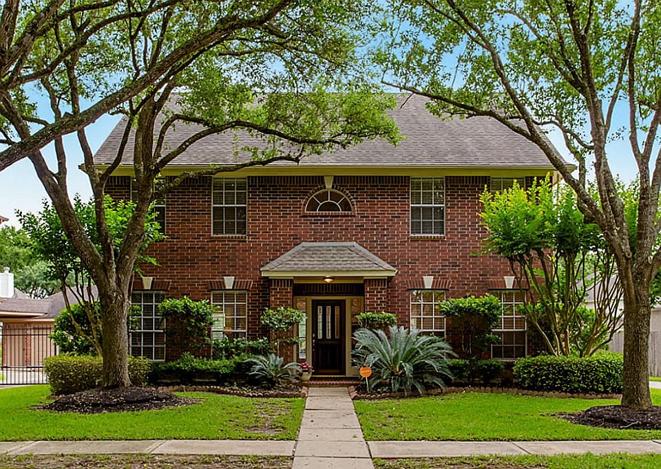 1st image of 4835 Plantation Colony Dr