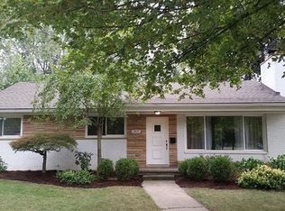 17471 W Fourteen Mile Rd, Franklin, MI 48025