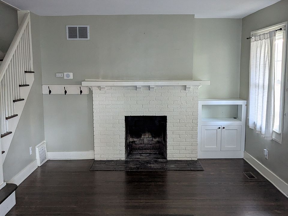 1st image of 607 E 39th St