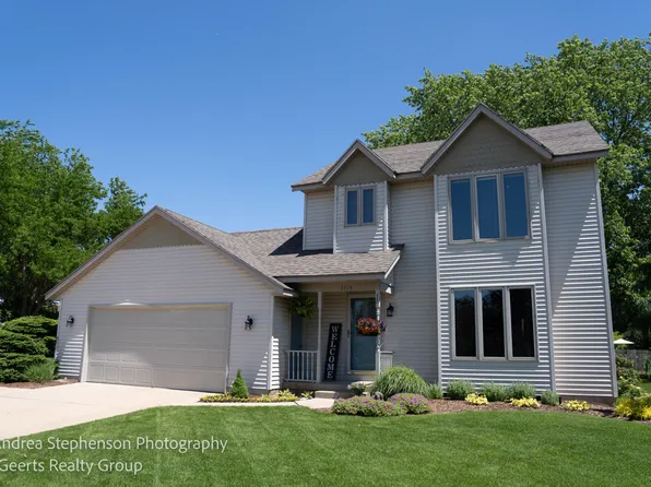 3774 Thunderbird Ave SW, Grandville, MI 49418