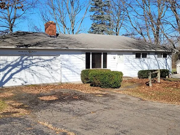 7700 Antolik Rd, Girard, PA 16417