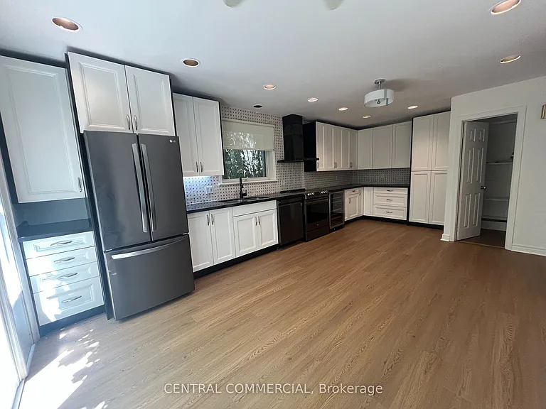 32 Heathview Ave — Photo 30