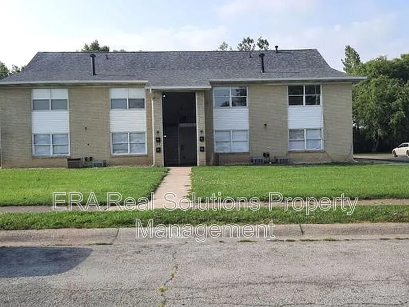 2011 Heritage Dr #11 photo 1