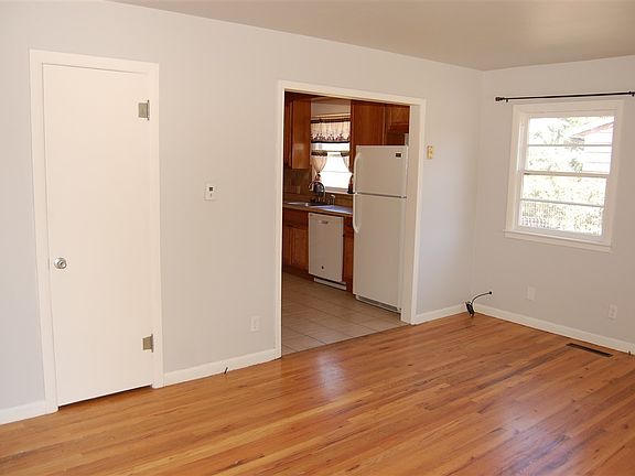 2nd image of 1535 N 21st St