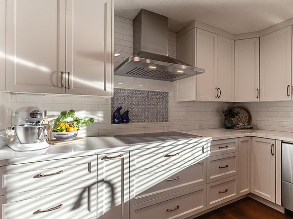 4th image of 12574 Highland Dr