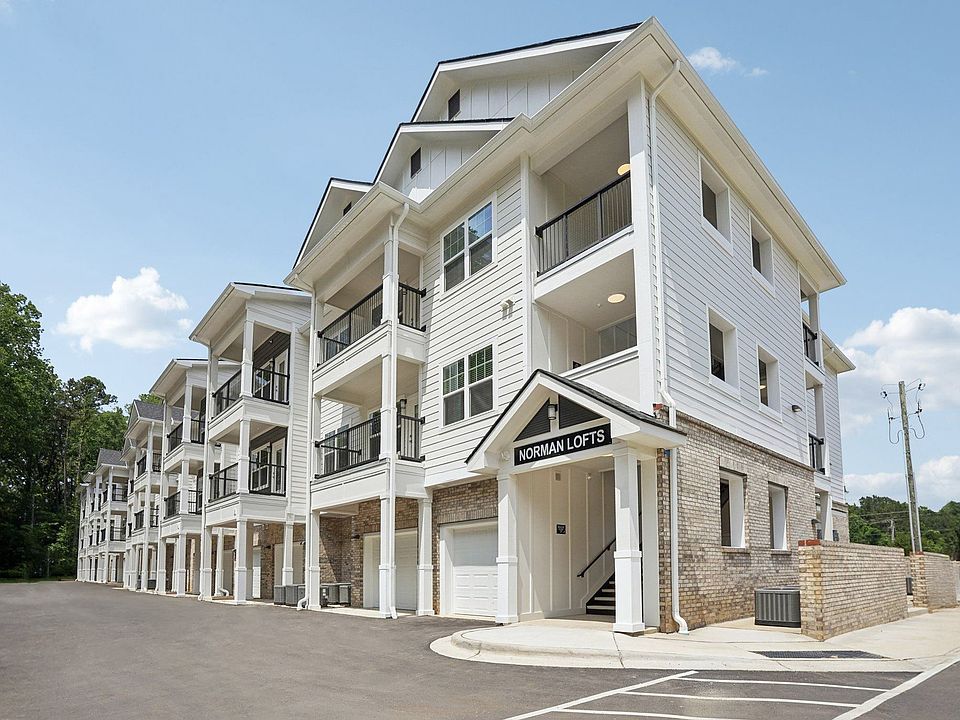 Building Photo 1