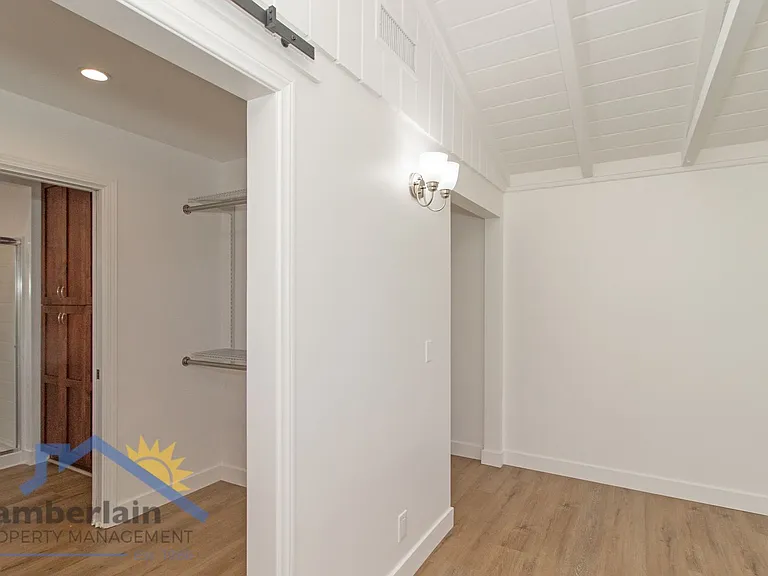 4033 Skyline Rd — Photo 25